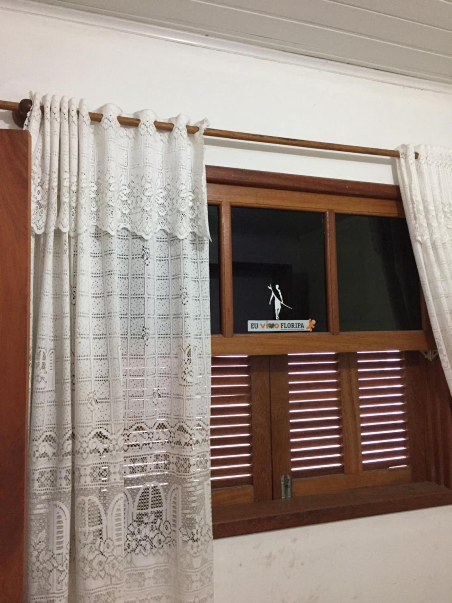 Hostel Mueller Na Praia De Mocambique Флорианополис Экстерьер фото