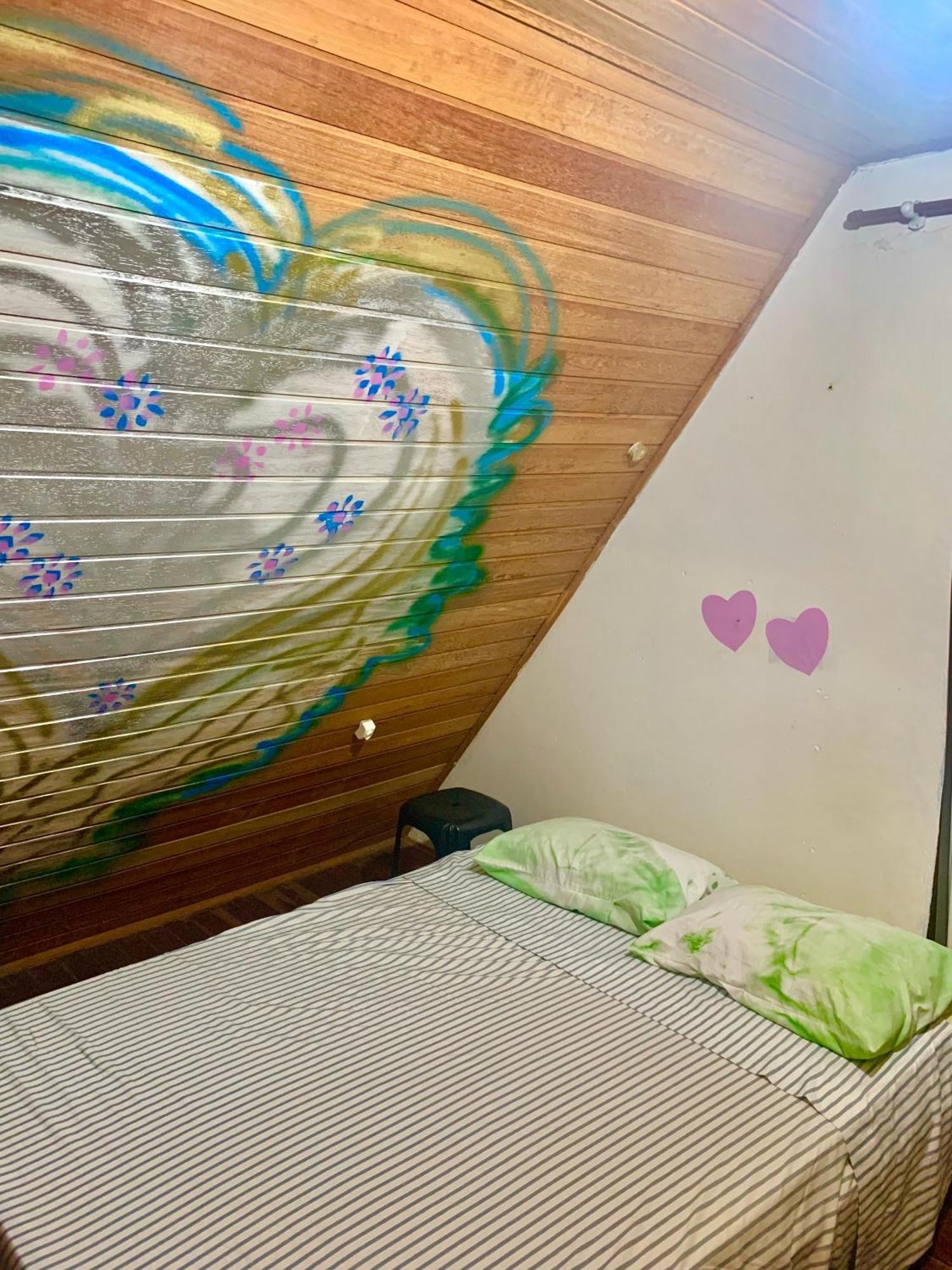 Hostel Mueller Na Praia De Mocambique Флорианополис Экстерьер фото